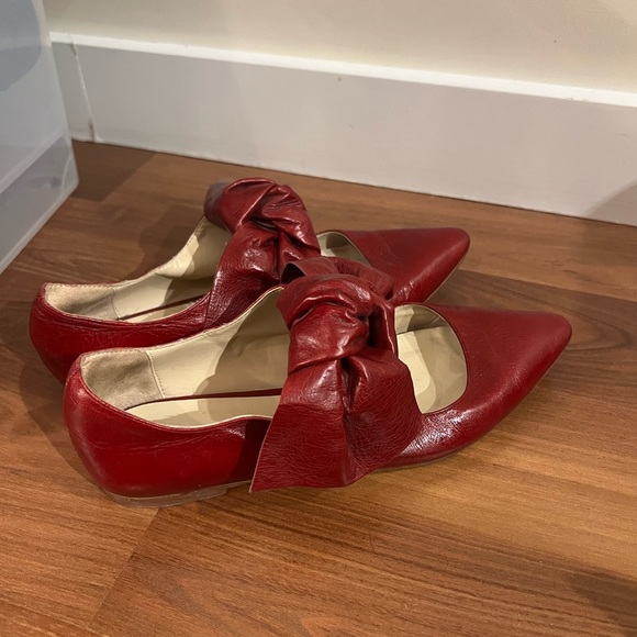 Zara Red Leather Bow Flats - Picture 2 of 8